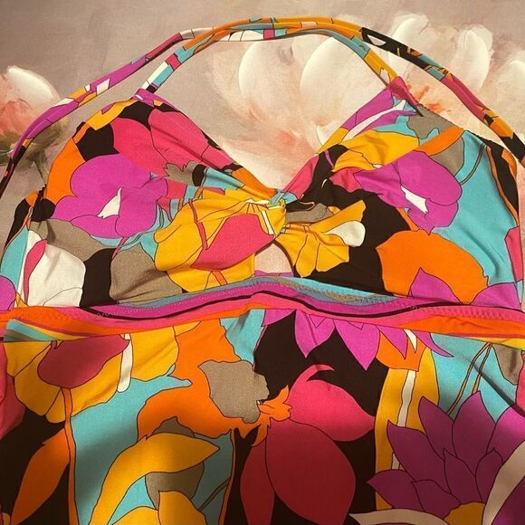 🛍️Trina Turk Gemini Printed Halter Tankini Multicolor Removable Cup Bikini Top - Picture 9 of 9